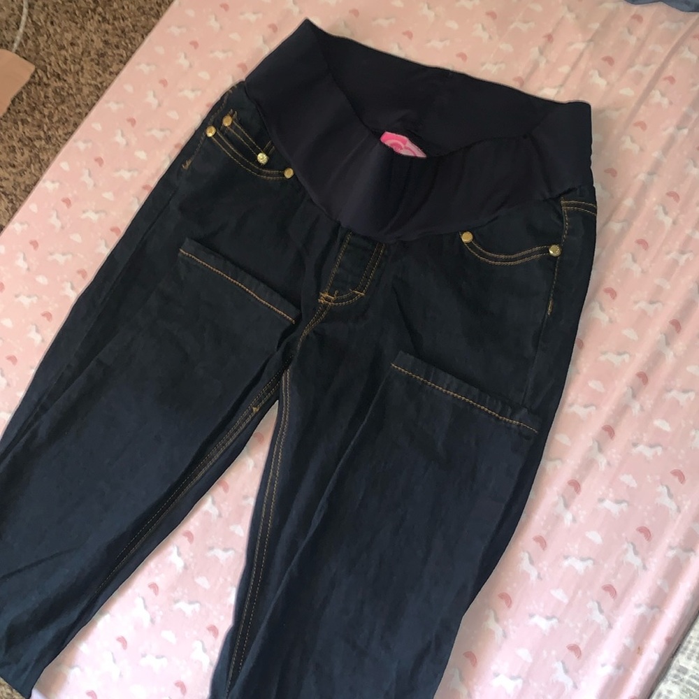 Maternity skinny jeans